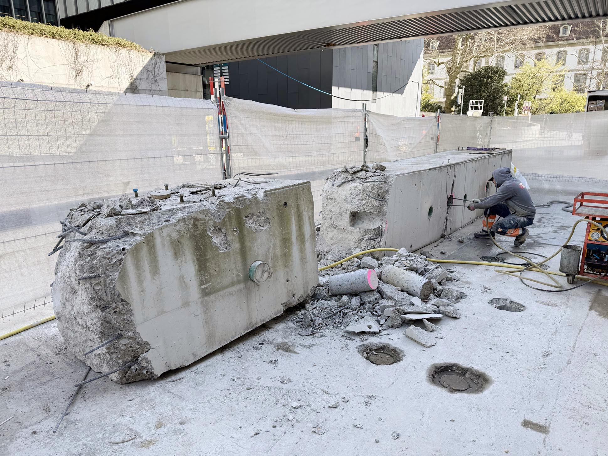 10_pressarbeiten_fraebag_bern.jpg 10_pressarbeiten_fraebag_bern.jpg