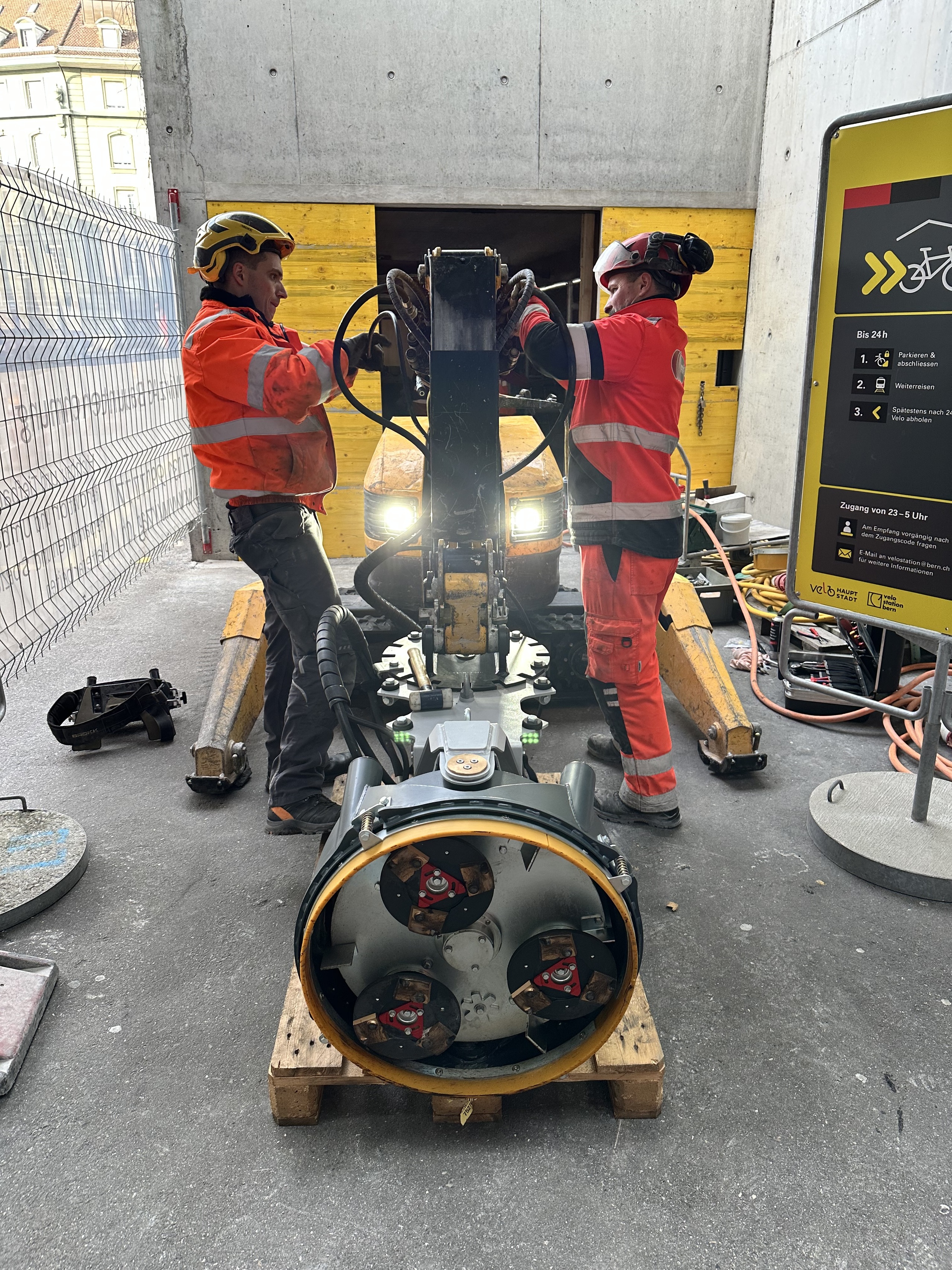 06_schleifen_frabag_ag.jpg 06_schleifen_frabag_ag.jpg